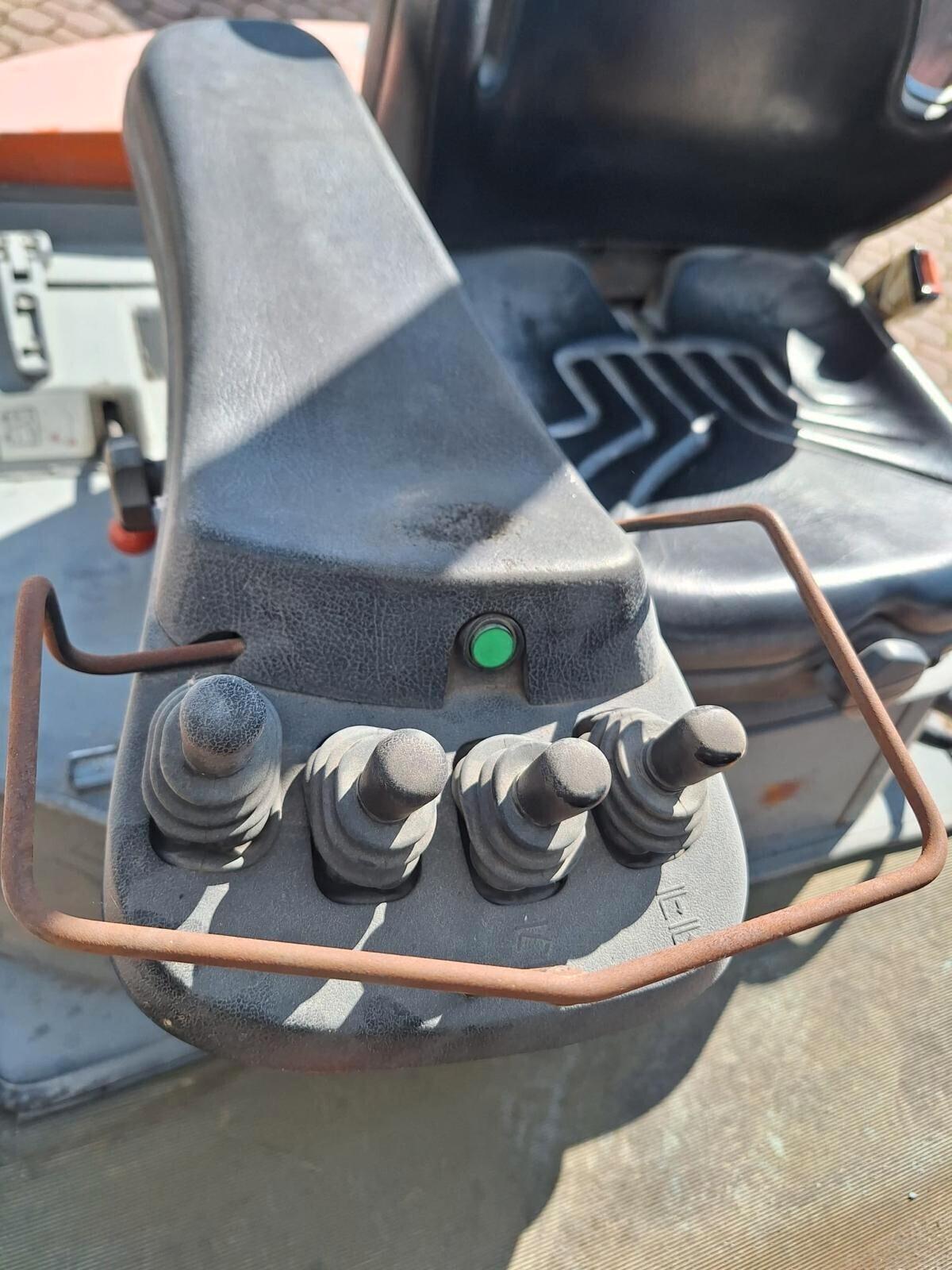 Force Toyota 18 q.li.2004,, Elevatore
