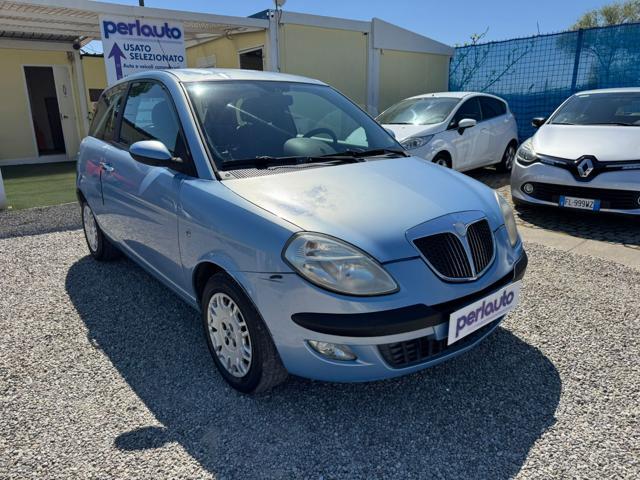 LANCIA Ypsilon 1.2 16V Platino