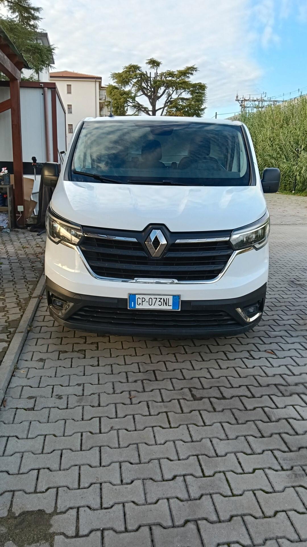 Renault trafic