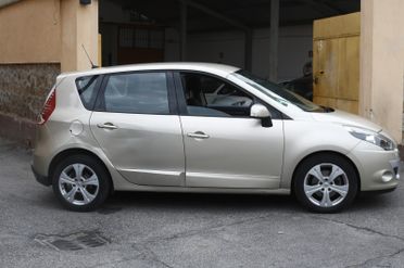 Renault Scenic Scénic X-Mod 1.9 dCi 130CV Luxe