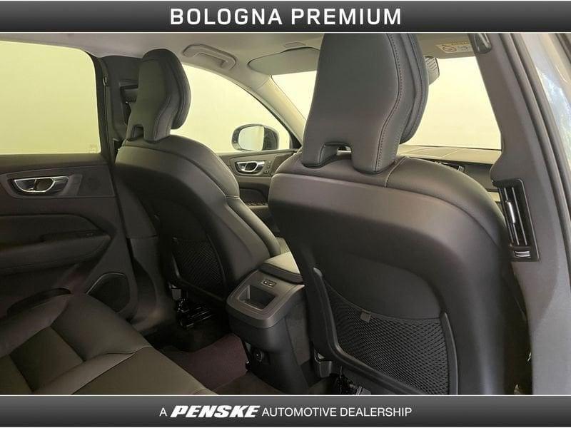 Volvo XC60 XC60 B4 automatico Plus Dark