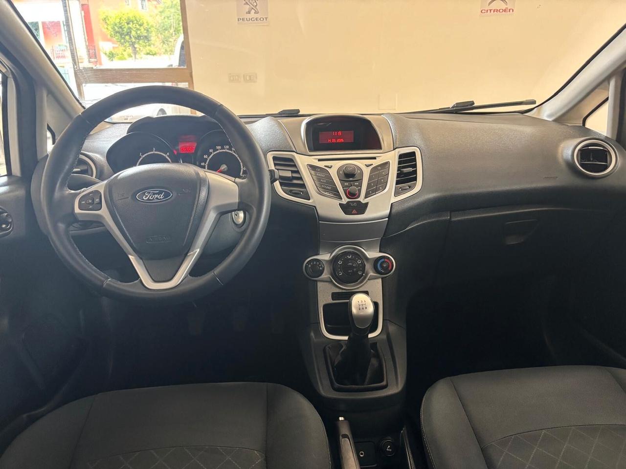 FORD FIESTA ANNO 2011 DS 1.4 ADATTA NEOPATENTATI KM 196 MILA