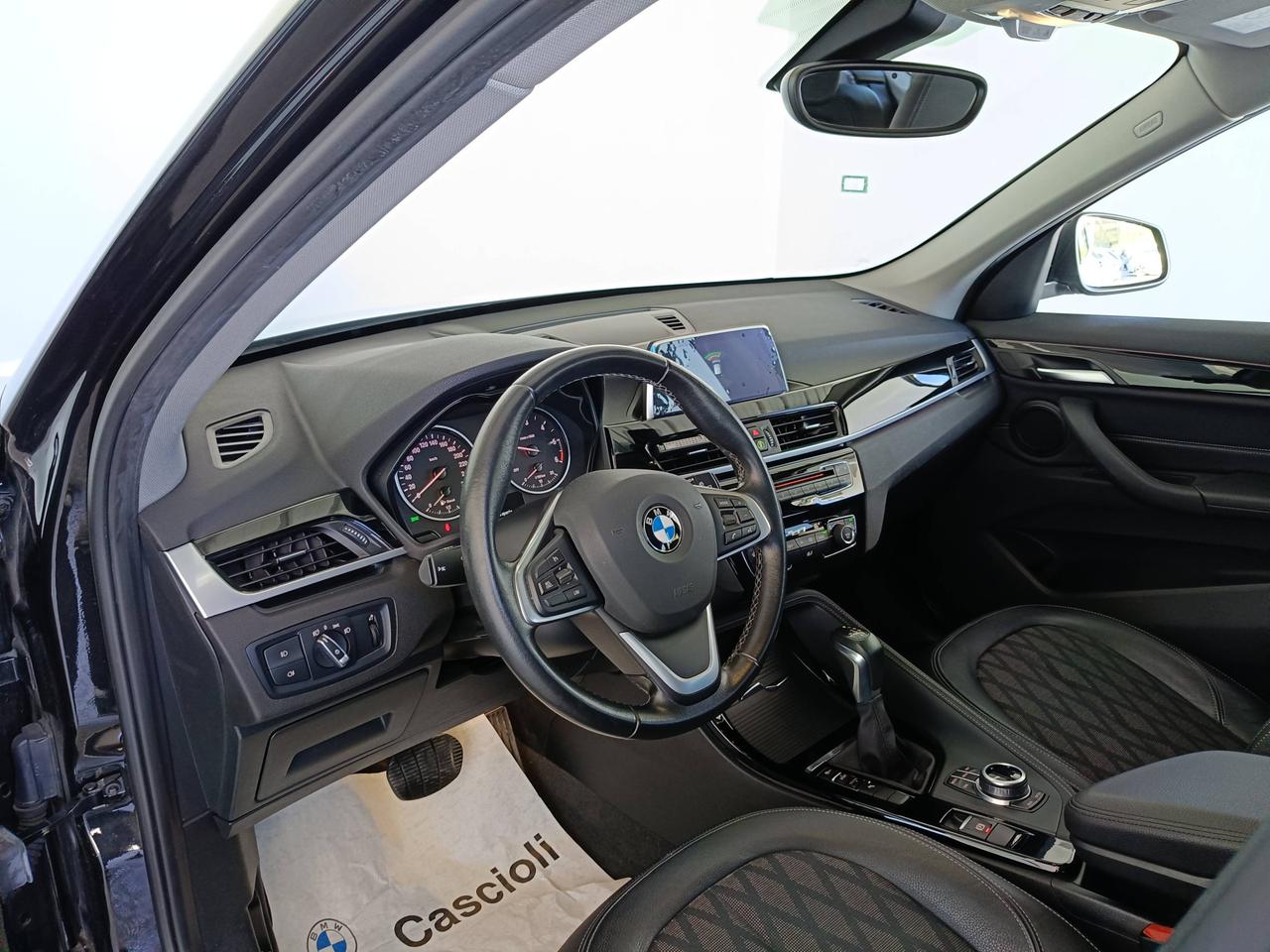 BMW X1 sdrive18d xLine auto my18