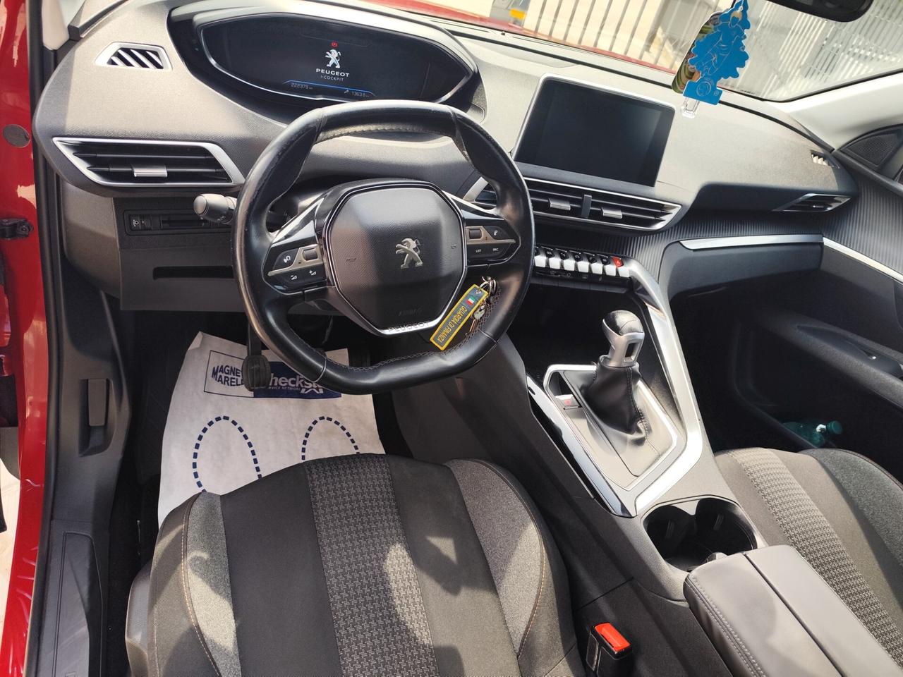 Peugeot 3008 BlueHDi 120 S&S Business