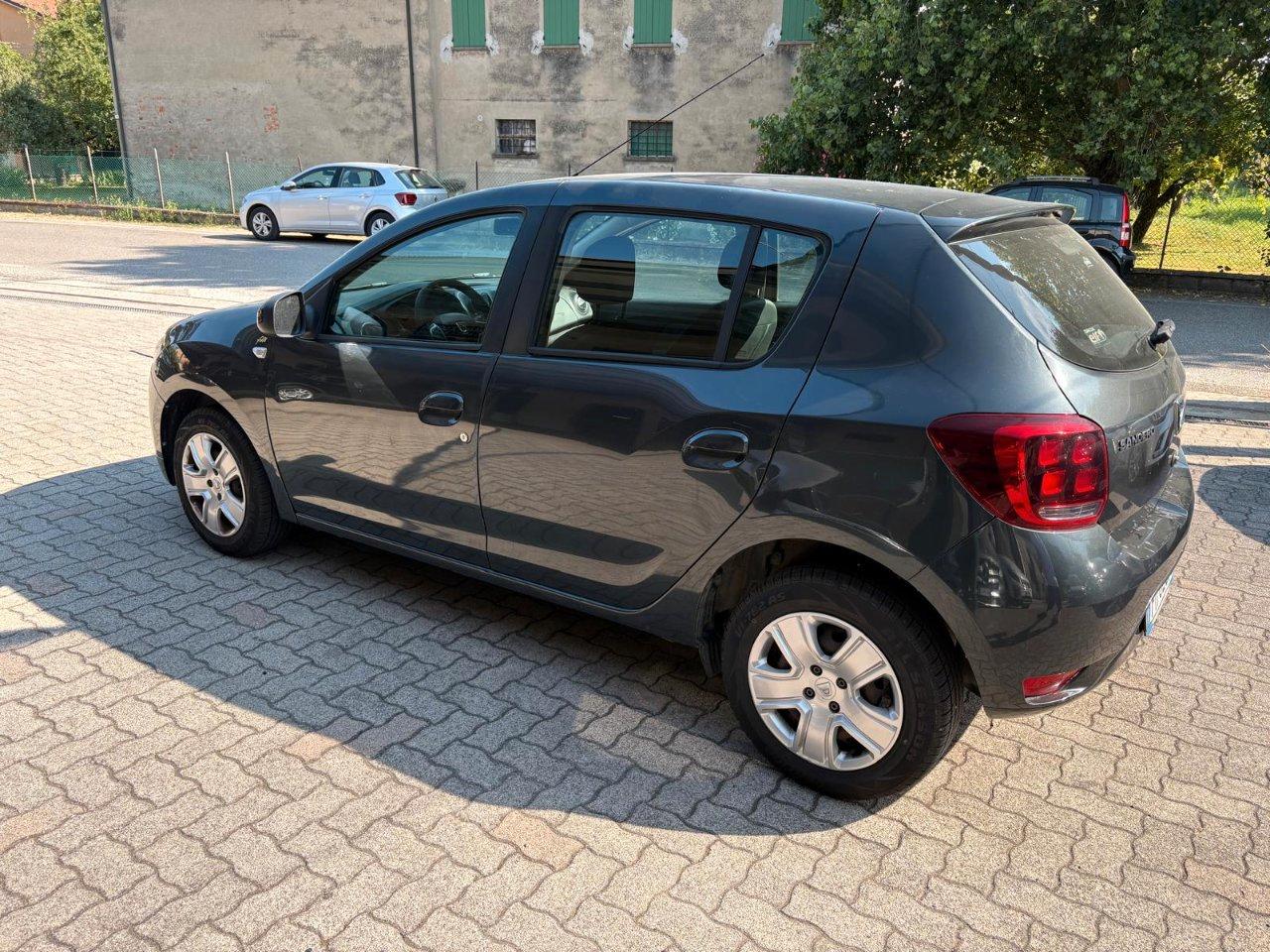 Dacia Sandero 1.5 dci Laureate s&s 75cv OK NEOPATENTATO