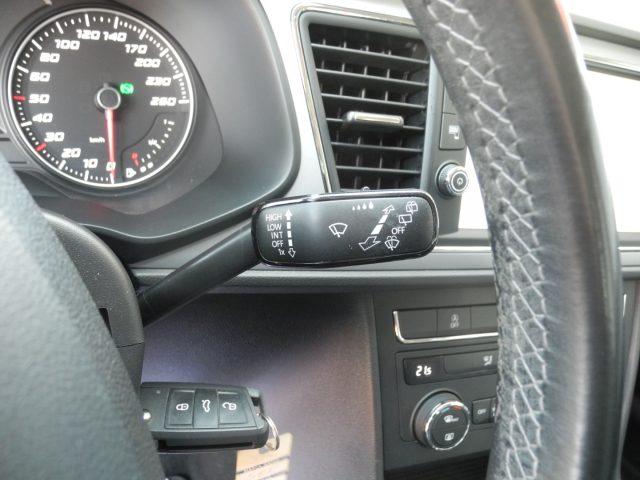 SEAT Leon 1.6 TDI 115cv DSG ST Business -OK NEOPAT.-IVA Det.
