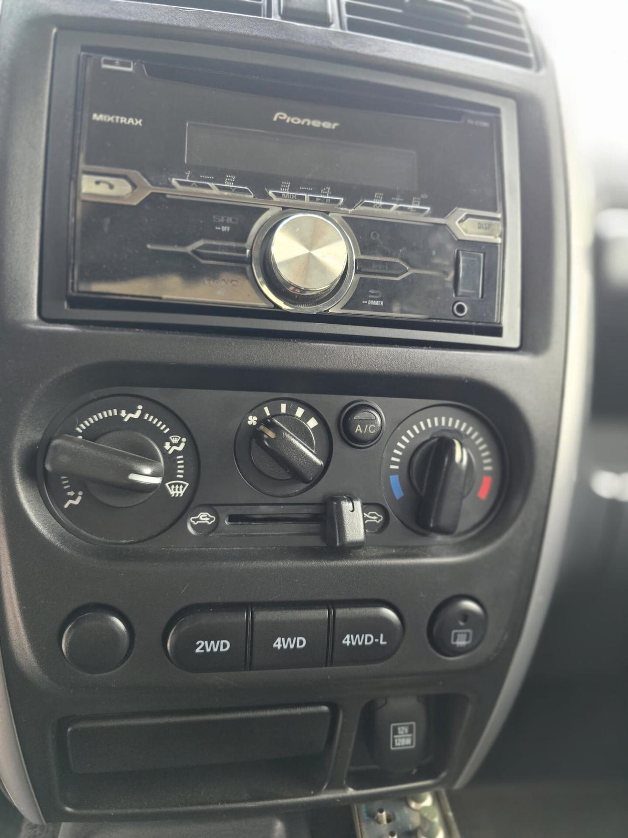 Suzuki Jimny EVOLUTION TOP 1.3 EURO 6 BENZ