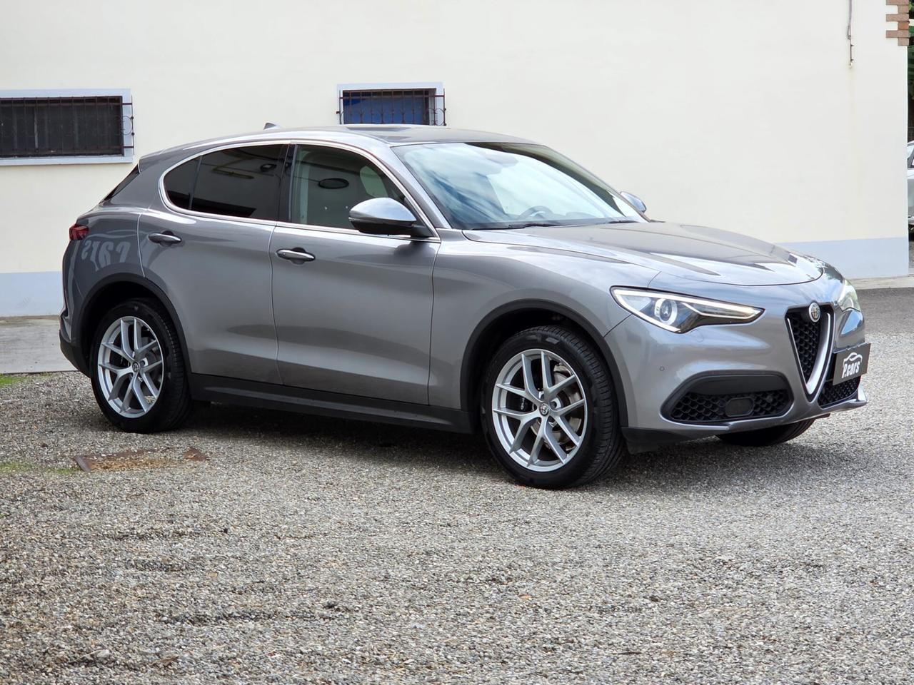 Alfa Romeo Stelvio 2.0 Turbo 280 CV AT8 Q4 First Edition