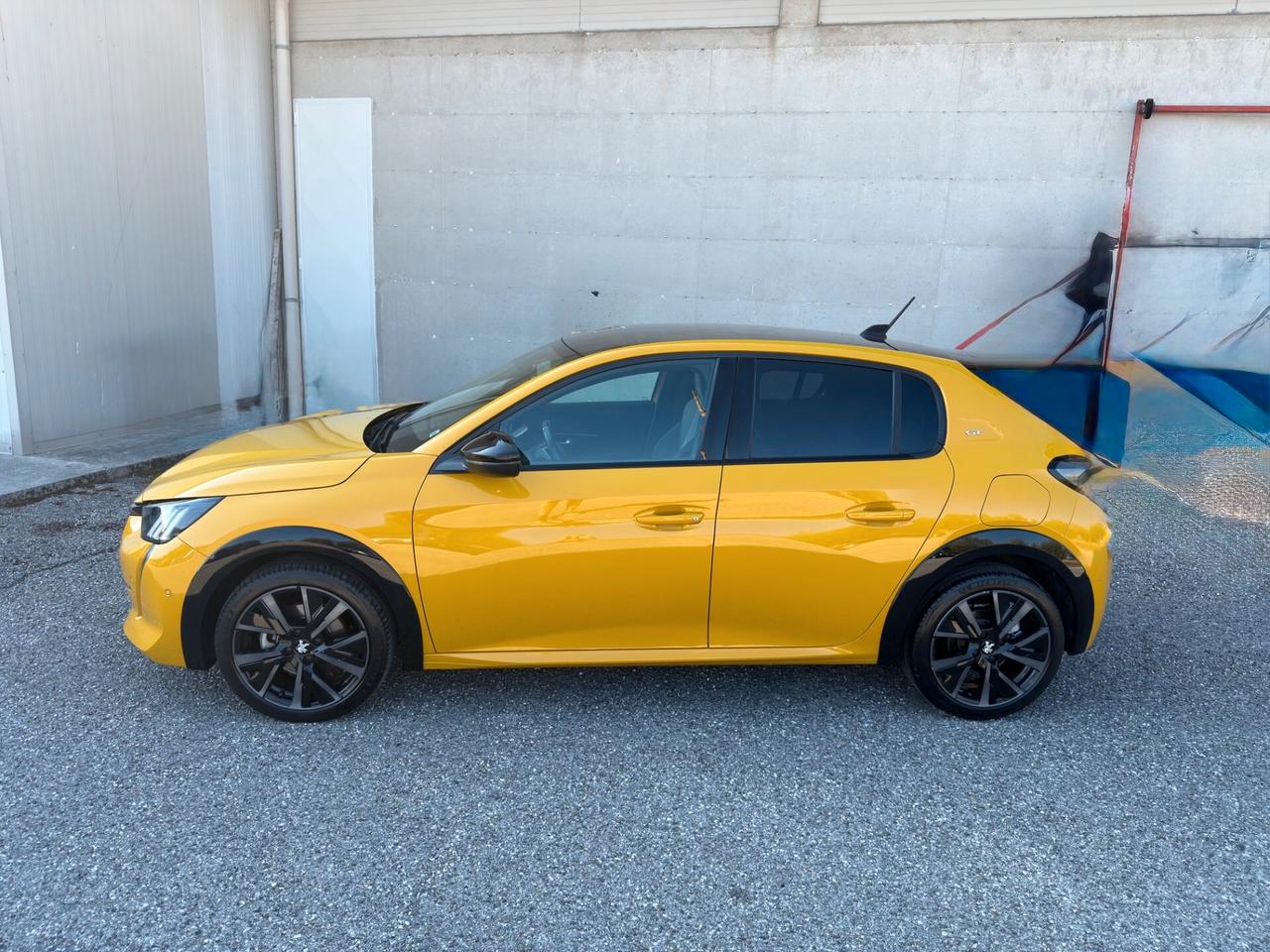 Peugeot 208 PureTech 100 Stop&Start 5 porte GT