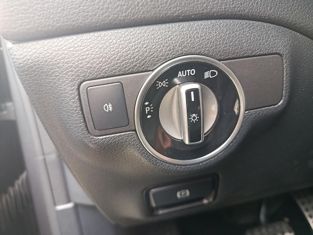 Mercedes-Benz CLA 200 Business Line CLA 200 #9325