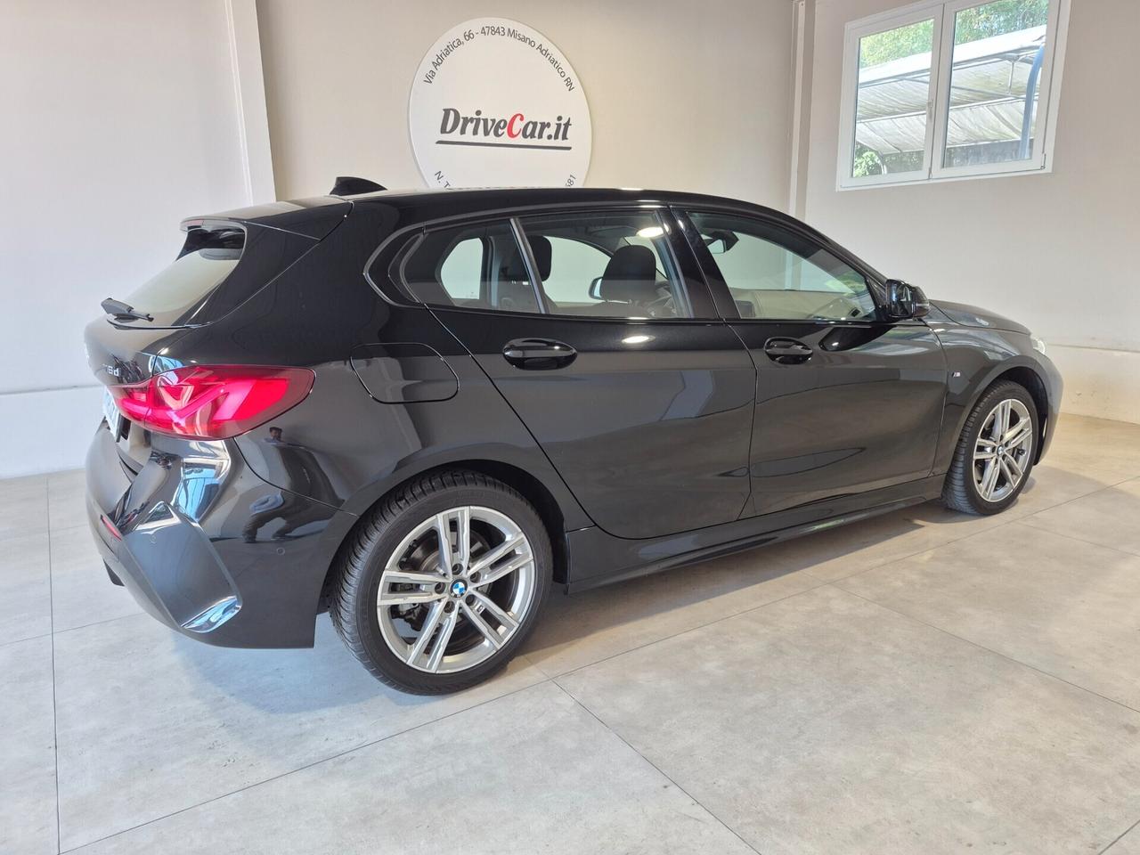 BMW 116 D MSPORT STEPTRONIC LED CARPLAY NAVI LIVE COCKPIT