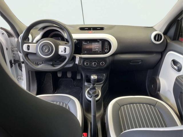 RENAULT Twingo 0.9 90CV INTENS PELLE NAVIGATORE LED CERCHI 16''