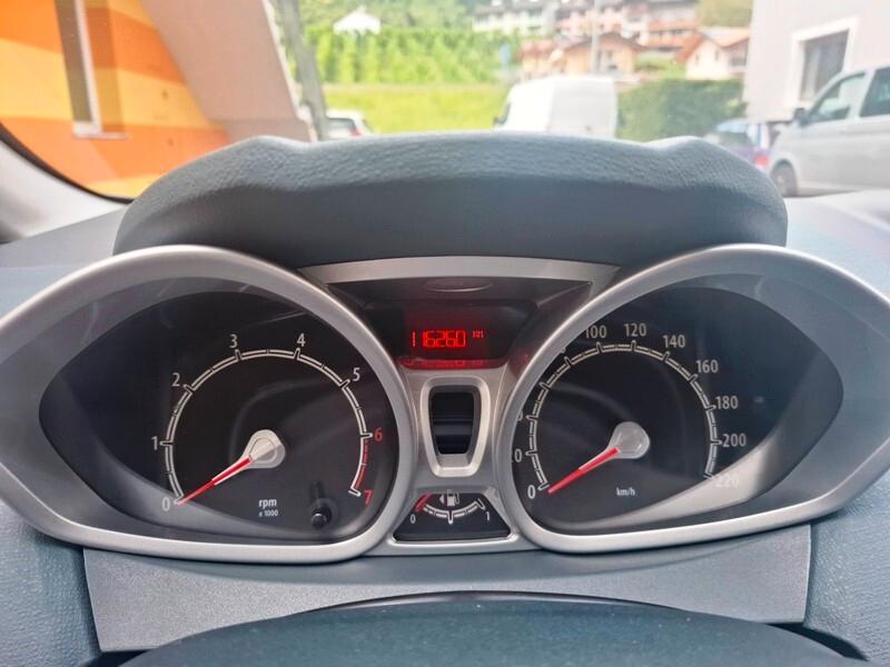 Ford Fiesta 1.2 82CV Titanium