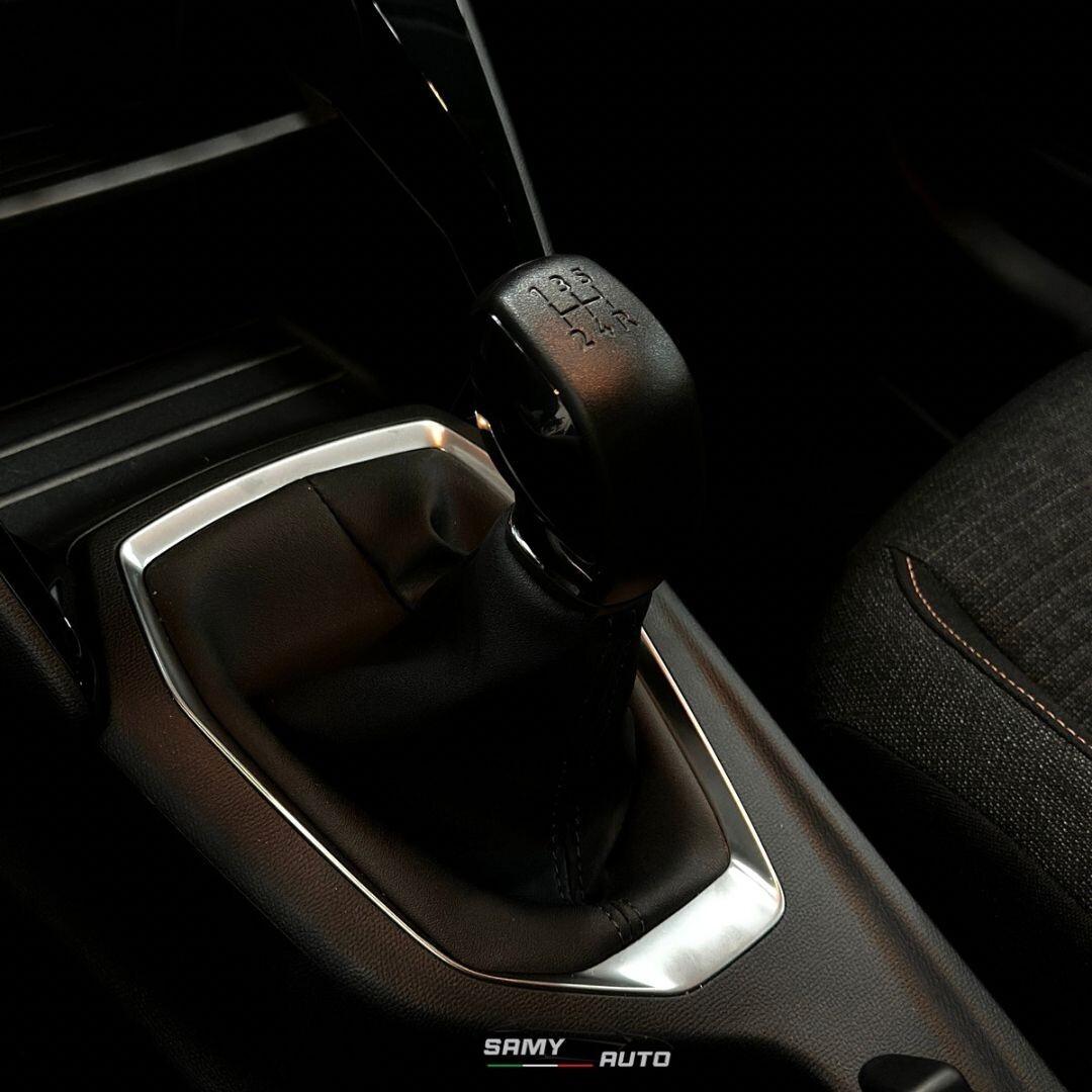 Peugeot 208 1.2 puretech Style s