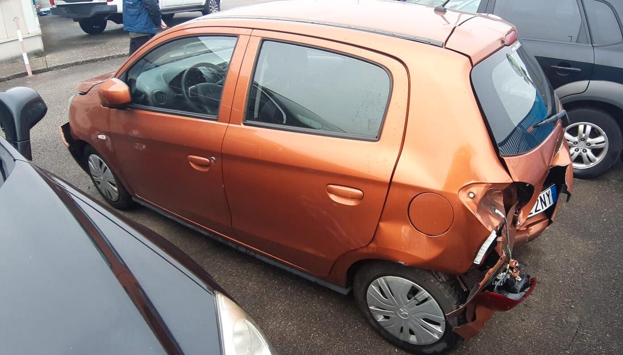 Mitsubishi Space Star 1.0 Invite INCIDENTATA