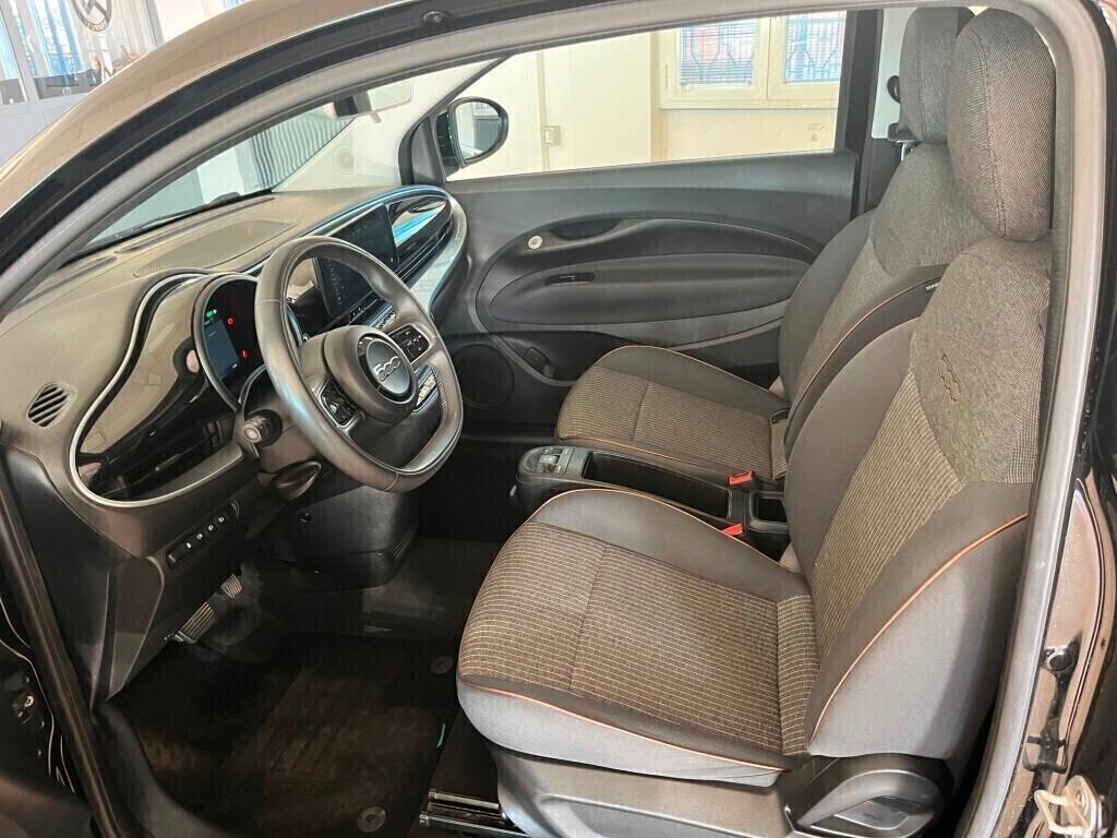 Fiat 500eIcon Berlina 13.900 Promo