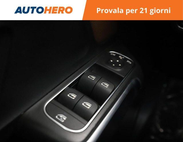 MERCEDES-BENZ GLB 200 d Automatic Sport