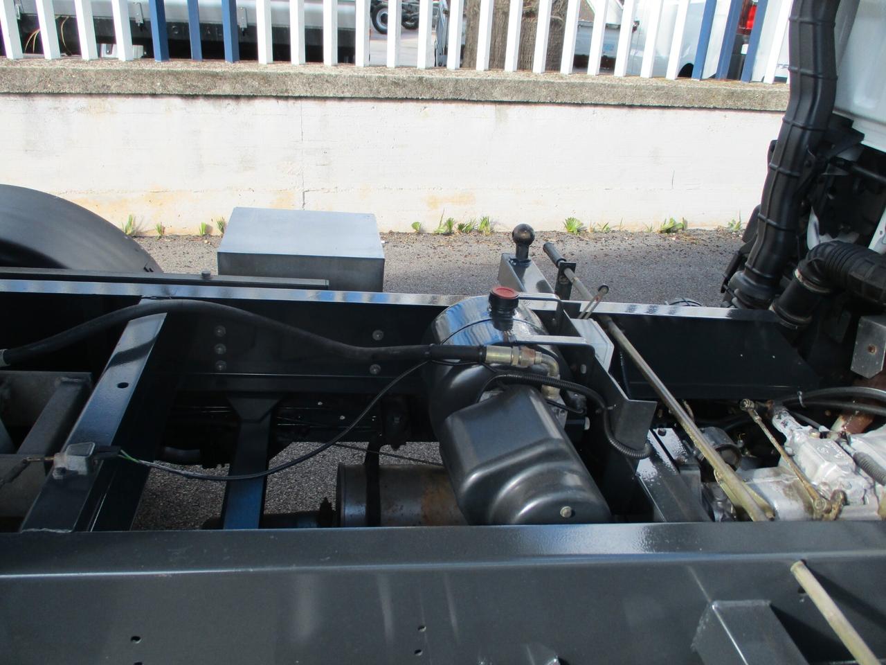 Nissan Cabstar 3000 120CV RIBALTBILE TRILATERALE **PERFETTO**