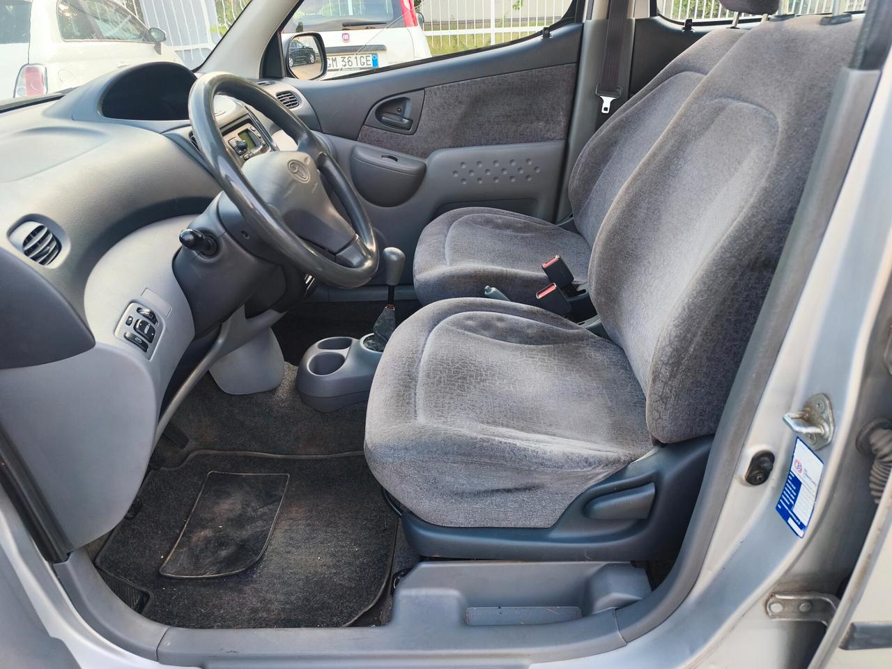 Toyota Yaris Verso 1.3i 16V cat Sol