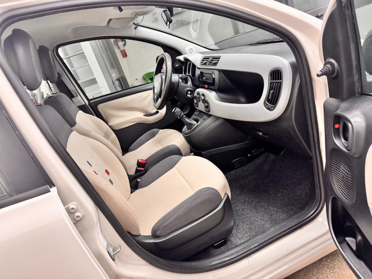 Fiat Panda 0.9 TwinAir Natural Power - 10/2013