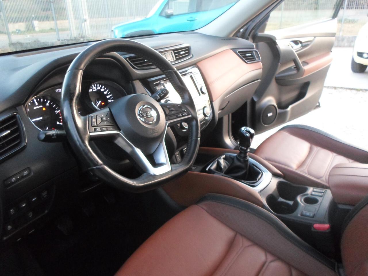 Nissan X-Trail 1.6 dCi 2WD Tekna