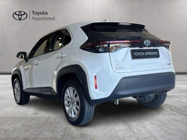 TOYOTA Yaris Cross 1.5 Hybrid 5p. E-CVT Active