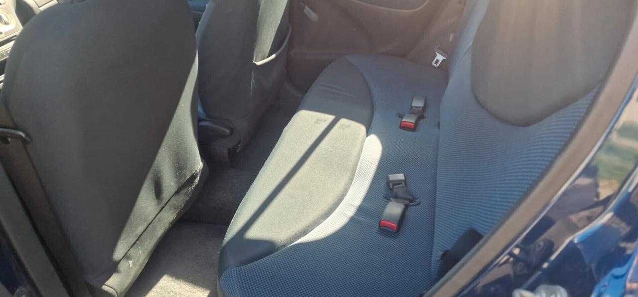 Toyota Yaris 1.4 tdi D-4D cat 5 porte Expo Clima