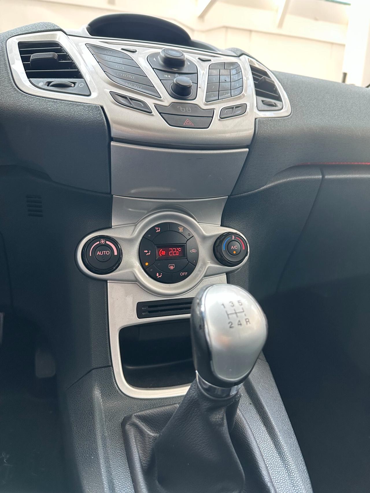 Ford Fiesta 1.2 Benz (Euro 5), Uni Proprie, si neopat, impeccabile