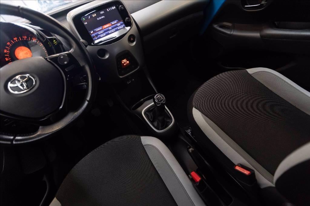 TOYOTA Aygo 5p 1.0 x-cool del 2017