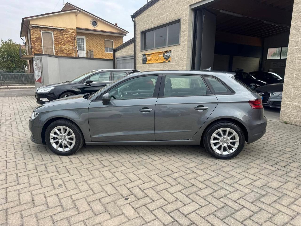 Audi A3 SPB 1.6 TDI clean diesel Admired