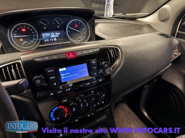 LANCIA Ypsilon 1.0 Hybrid 70 cv Ecochic Silver - PROMO