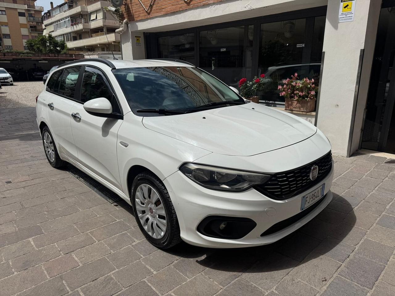 FIAT Tipo 1.6 MJT S&S SW Easy EX TAXI