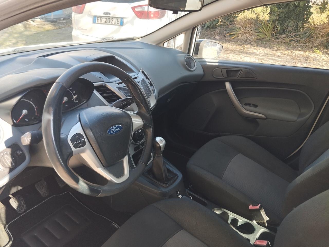 Ford Fiesta Fiesta+ 1.4 5 porte Bz.- GPL