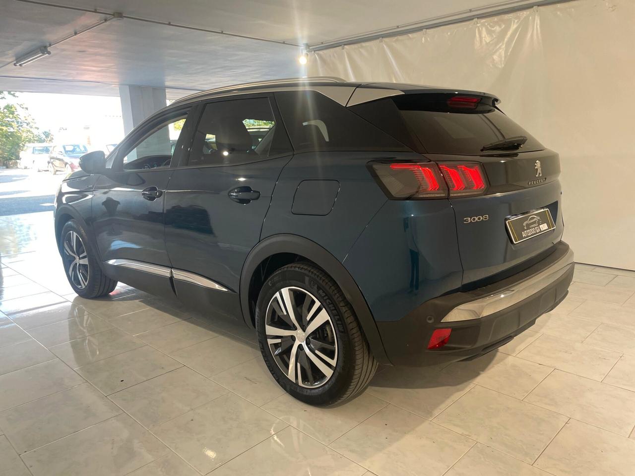 Peugeot 3008 Hybrid 225 e-EAT8 Allure IVA ESPOSTA