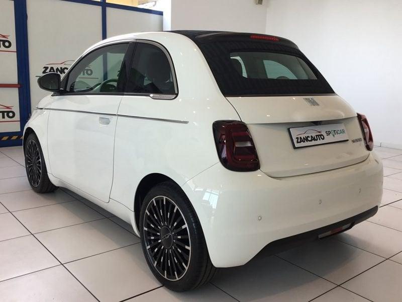 FIAT 500C Hybrid Hybrid La Prima MY25