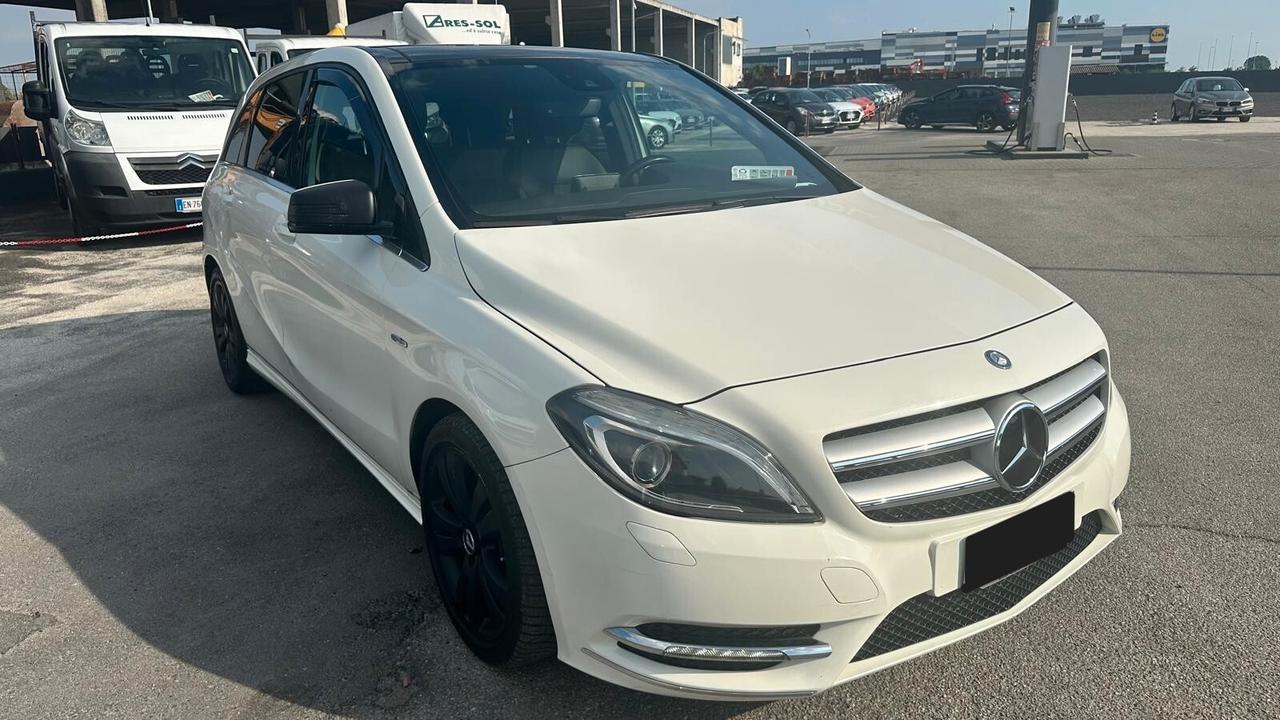 Mercedes-benz B 200 CDI BlueEFFICIENCY Premium