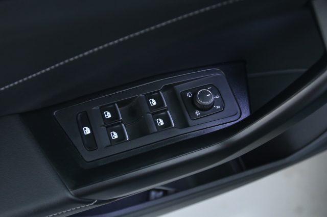 VOLKSWAGEN T-Roc 2.0 TDI SCR Style Black Pack/Retrocamera/ IQ.LED