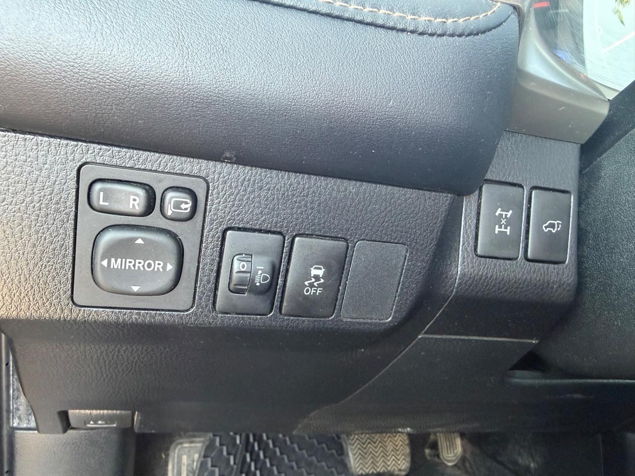 Gancio traino -Toyota RAV 4 RAV4 2.2 D-CAT A/T 4WD Active
