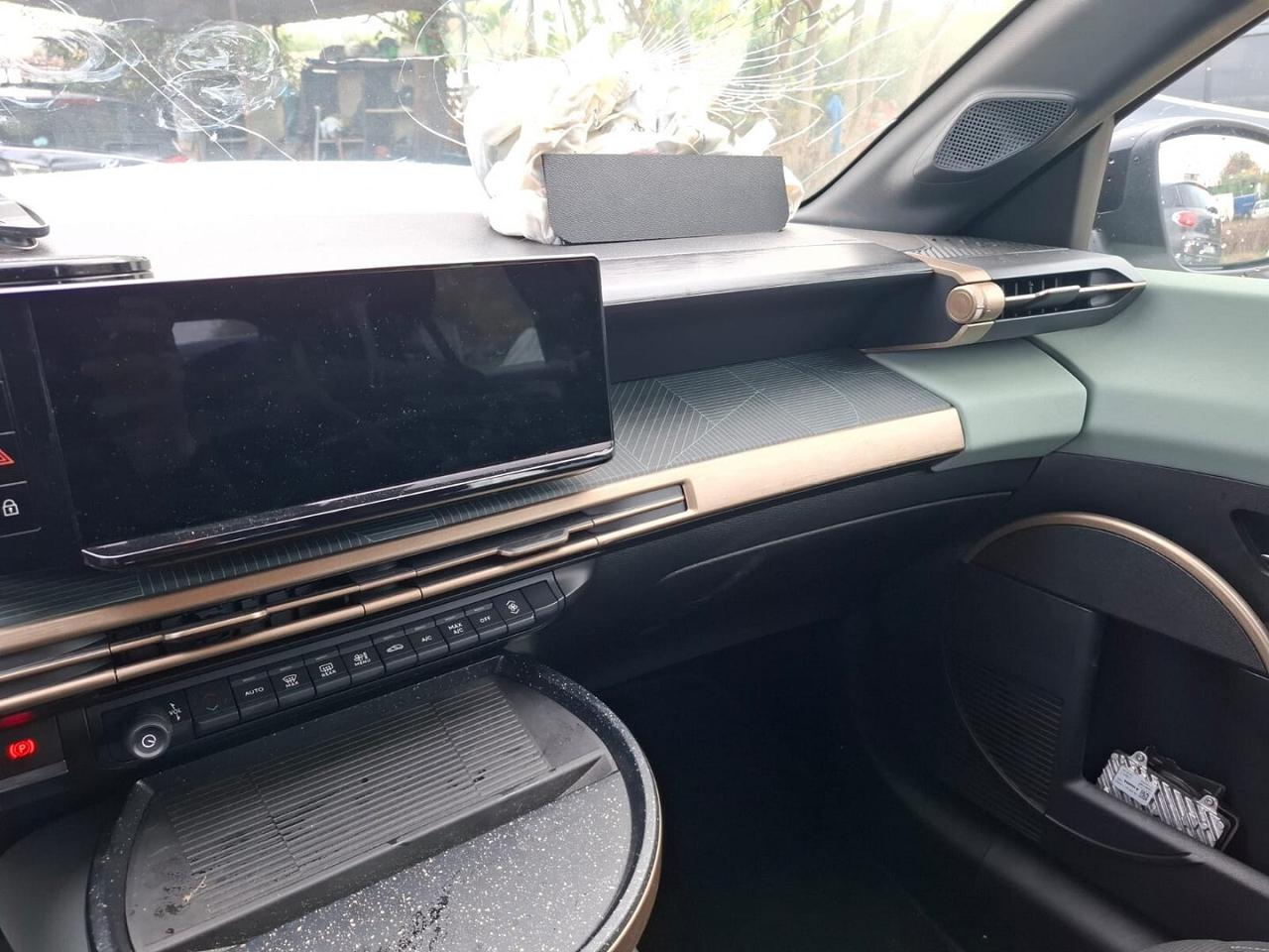 LANCIA YPSILON 2025 IBRIDA SINISTRATA 6000KM