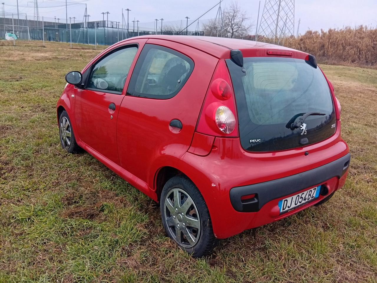 Peugeot 107 1.0 68CV 5 Porte 120.000km