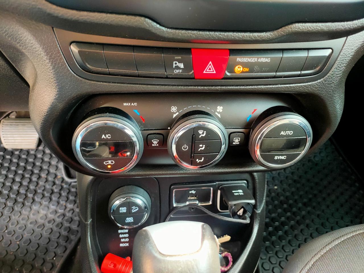 Jeep Renegade 2.0 Mjt 4WD Active Drive Low Trailhawk