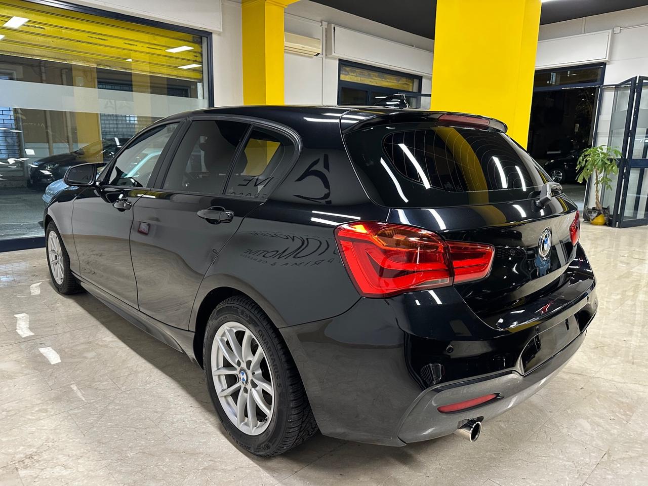 Bmw 116 116d 5p. Urban