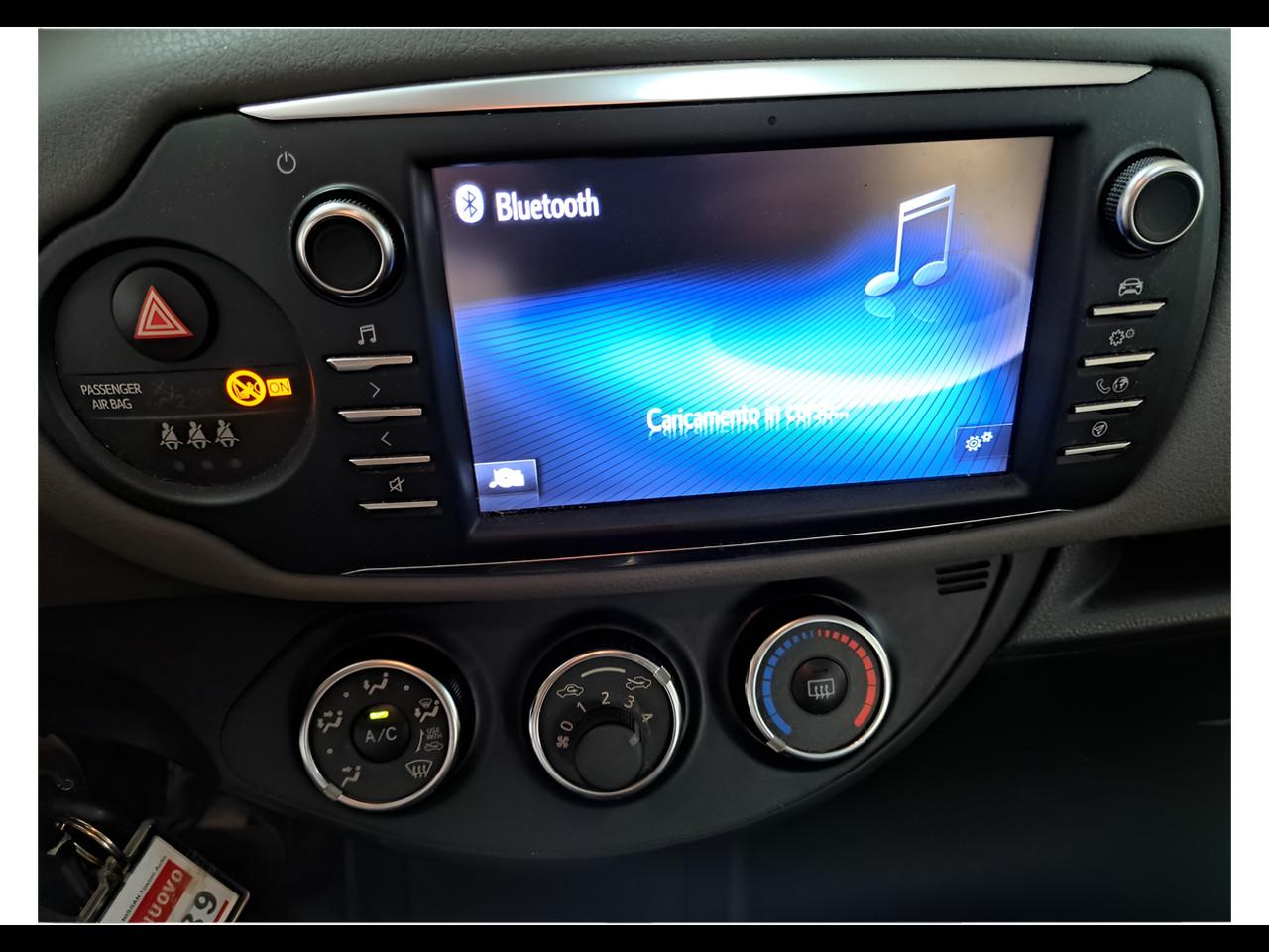 TOYOTA Yaris 5p 1.0 Active