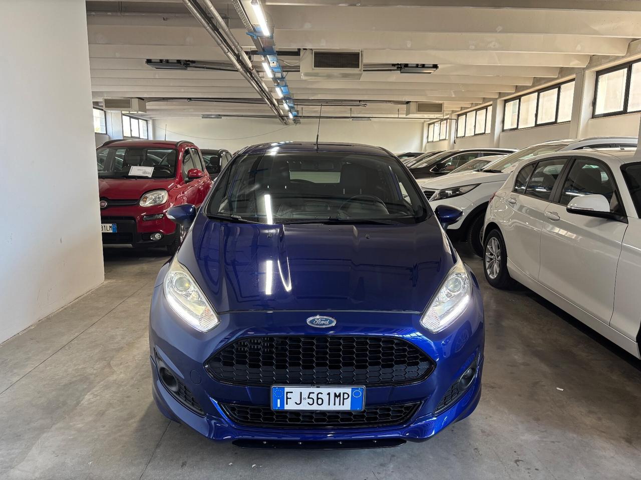 Ford Fiesta 1.0 BENZINA ST-Line