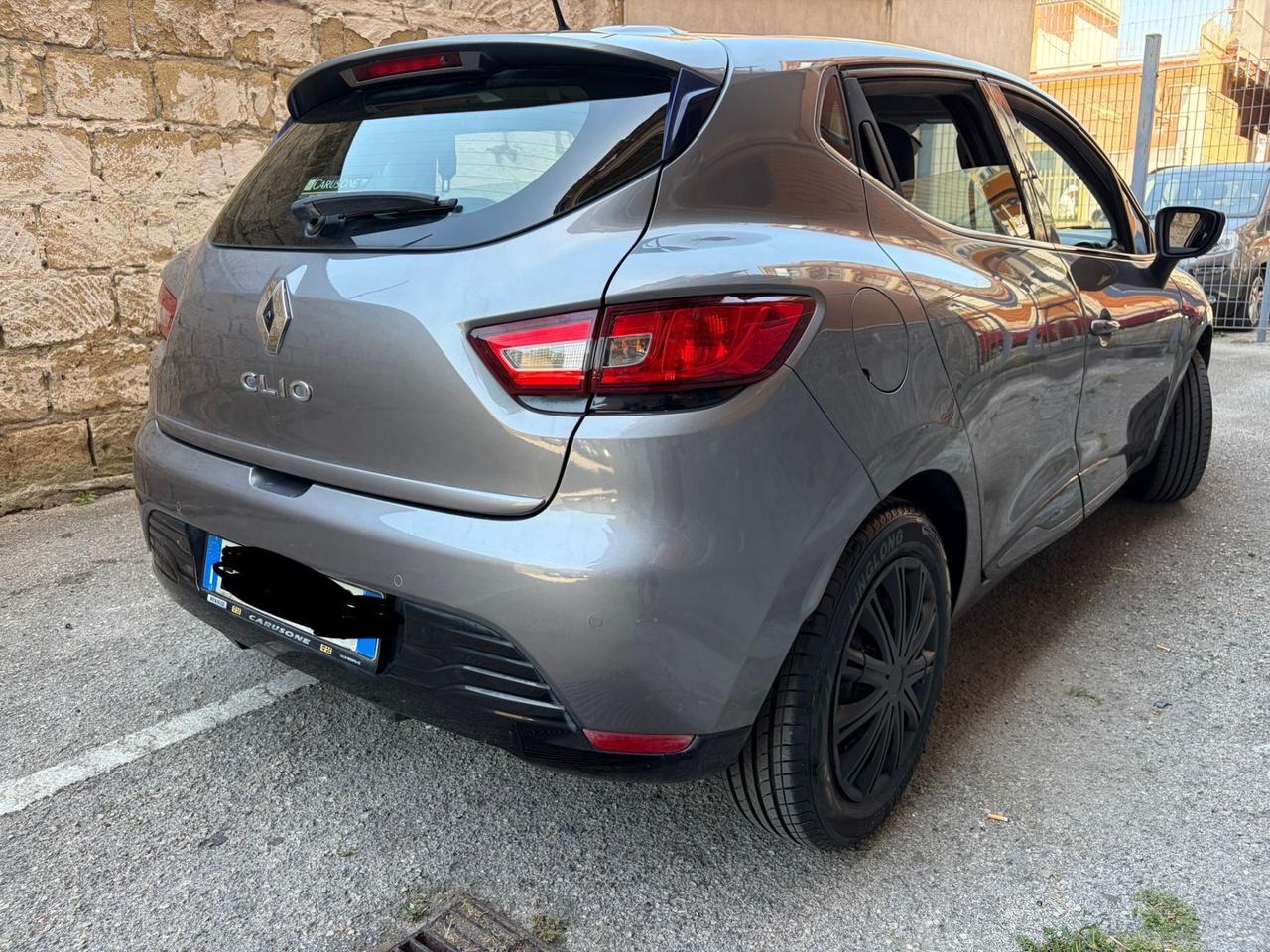 Renault Clio 1.2 75CV GPL 5 porte anno 2015