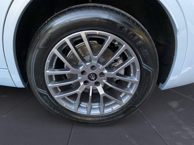 MASERATI Grecale MHEV 300 CV AWD GT