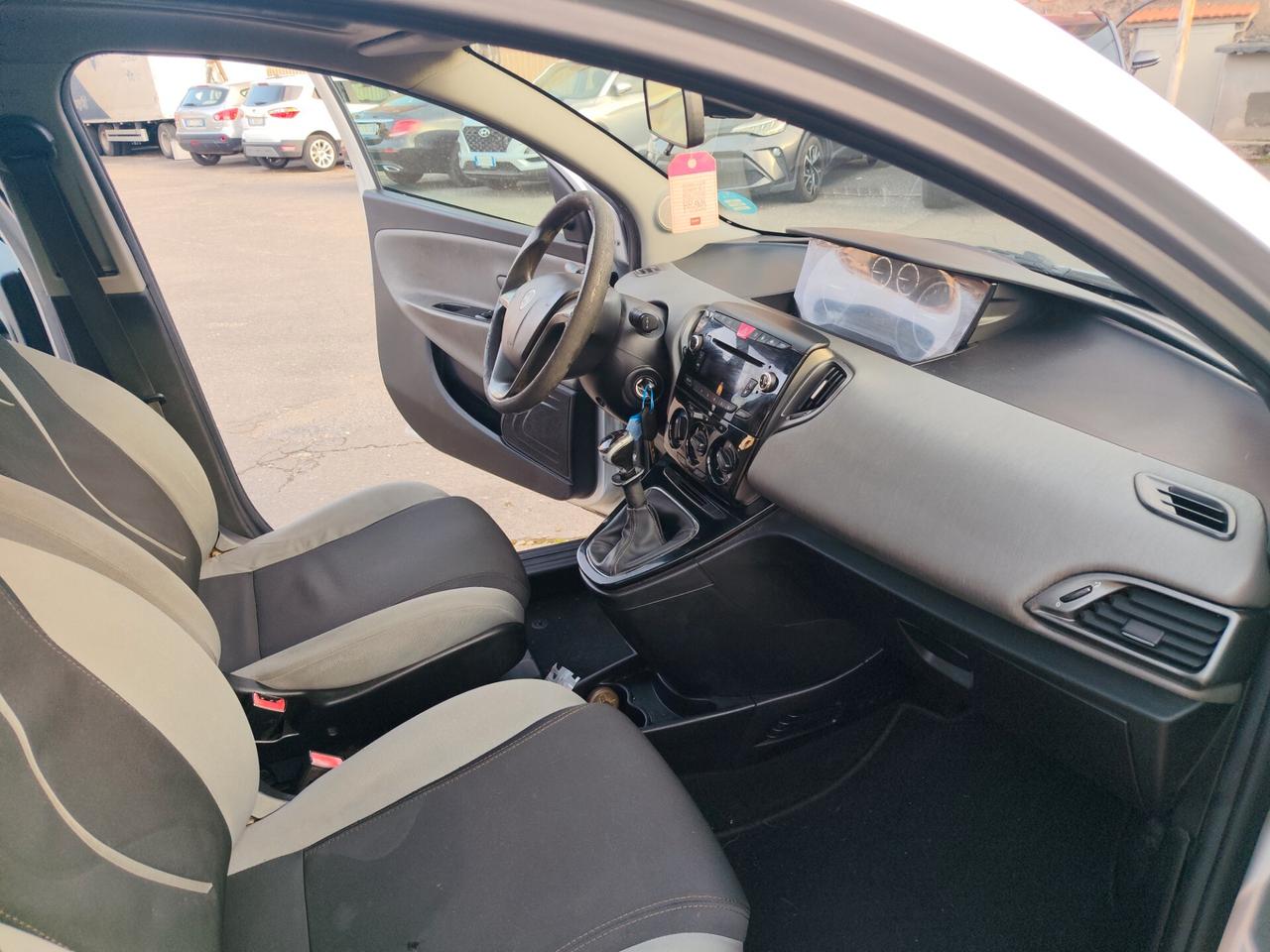 P R O M O!Lancia Ypsilon 1.2 GPL TETTO ELETTRICO