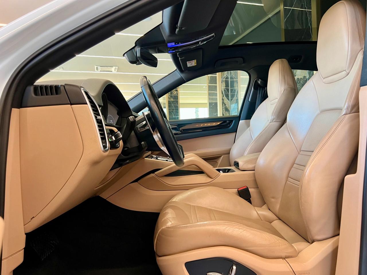 Porsche Cayenne Coupé 3.0 V6 E-Hybrid