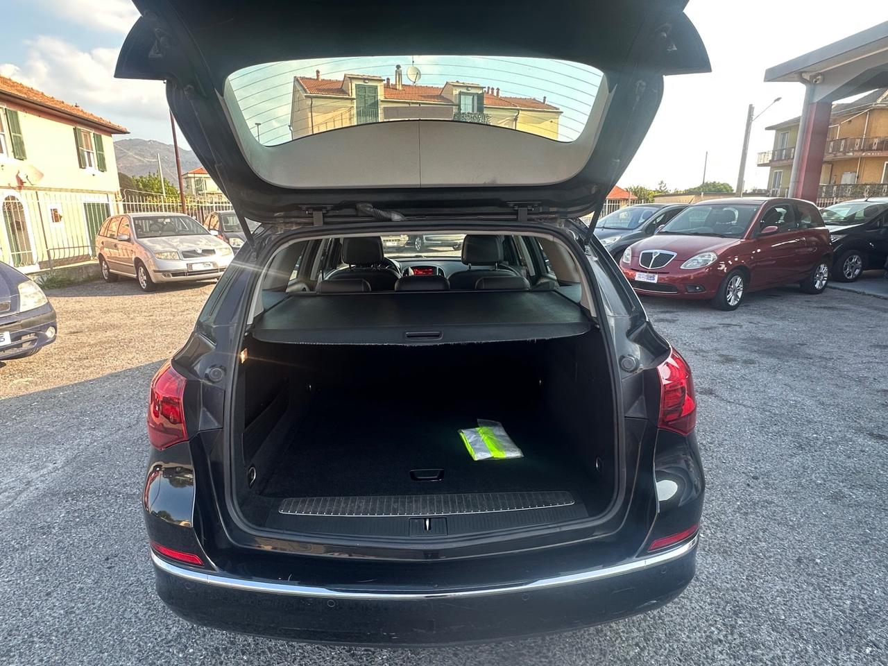 Opel Astra 1.7 CDTI 130CV Sports Tourer Cosmo