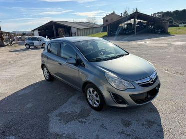 Opel Corsa 1.2 Benzina/Metano Neopatentati UNIPROPRI